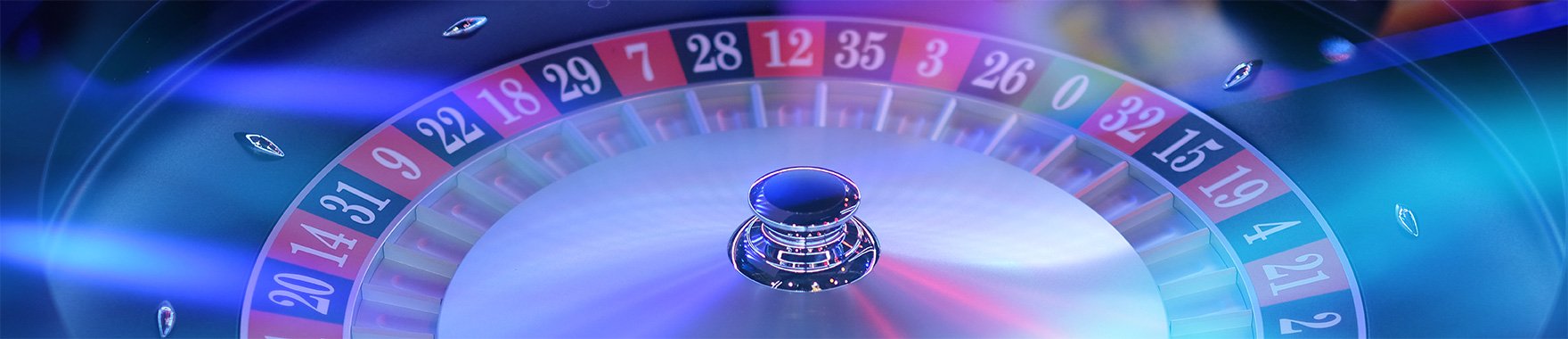 Tampilan layar permainan Jewels of Prosperity dengan lima gulungan dan simbol permata di platform mayong88